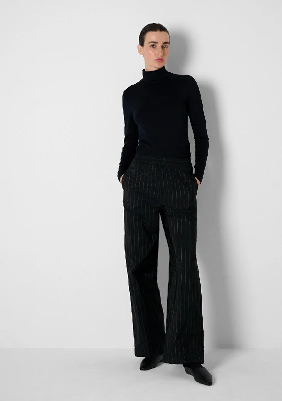 Shop trendy clothing at amazing prices – exclusive deals! Loose Pants, heavy Taffetas, Stripes, black Shop trendy clothing at amazing prices – exclusive deals! Loose Pants, heavy Taffetas, Stripes, black