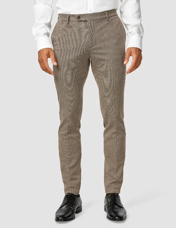 Big discounts on men’s wear – Shop now and save!  Essential Suit Pants Slim Almond