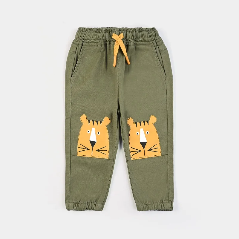 Don’t wait – shop the biggest sale of the season on men’s clothing!  Infant Boys Cotton Twill Pant Tiger Patch-Kale