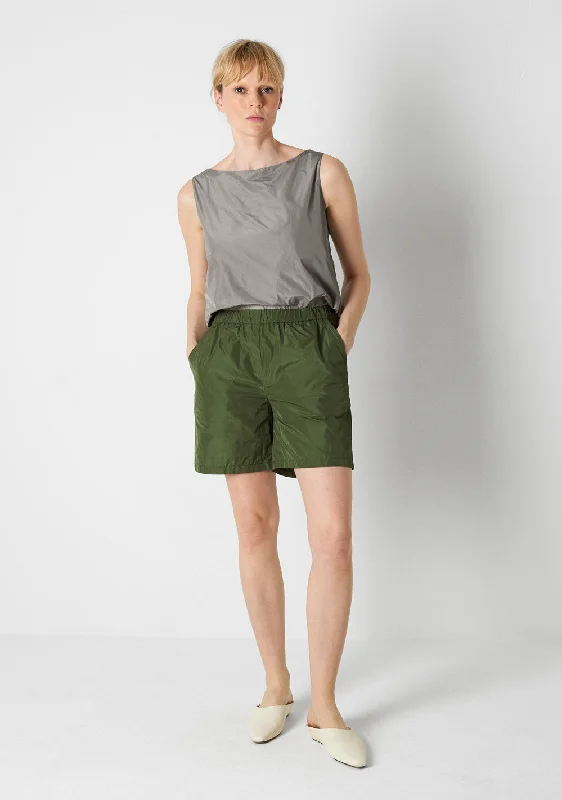 Seasonal discounts on stylish clothes – Perfect for any occasion! Shorts, green tea Seasonal discounts on stylish clothes – Perfect for any occasion! Shorts, green tea