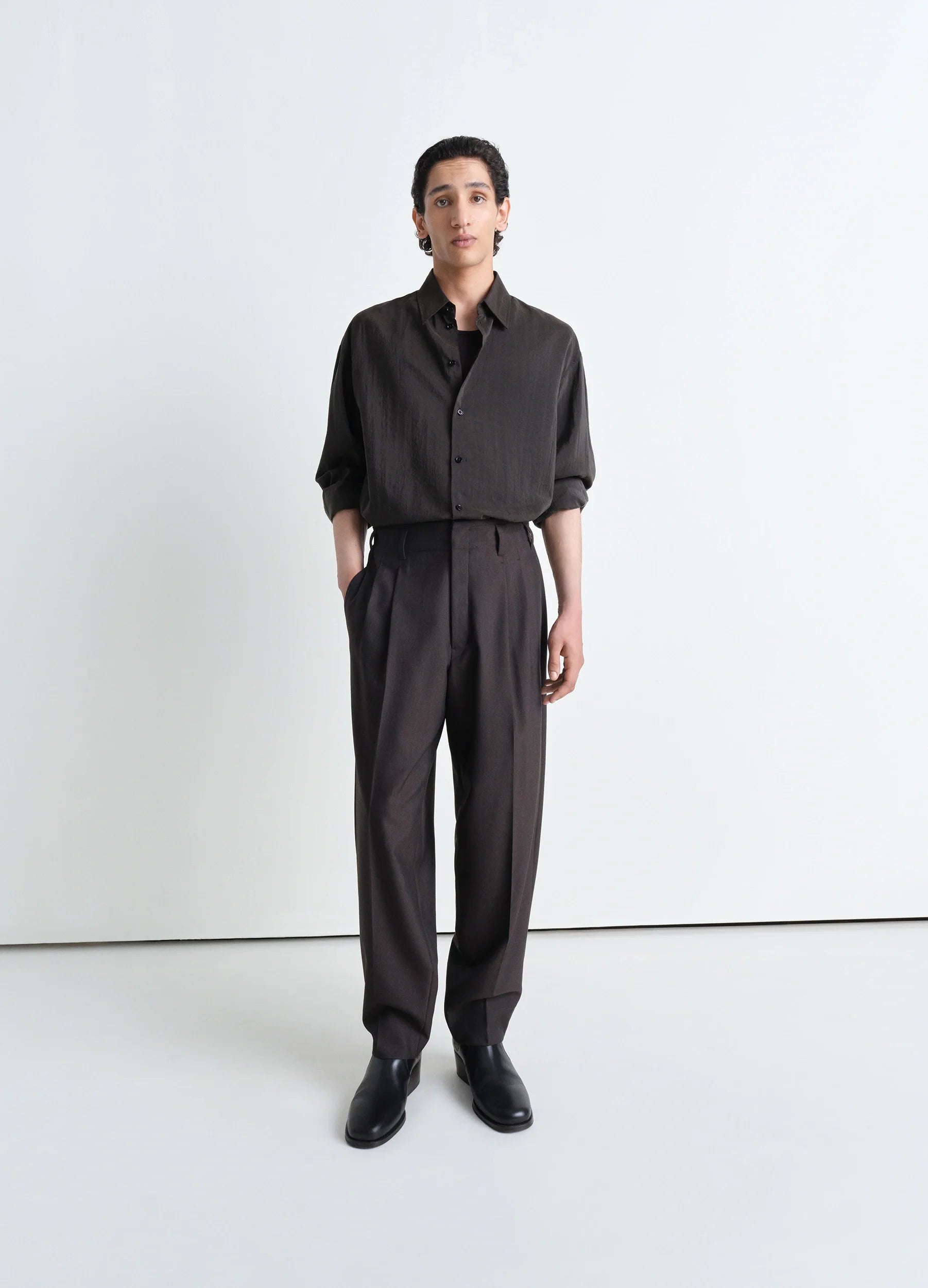 Shop the best in men’s fashion for less – limited-time sale!  PLEATED PANTS