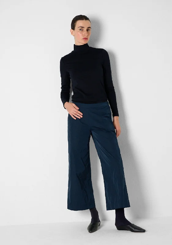 Shop the look you love at prices you’ll love even more! Hose, heavy Taffetas, marine Shop the look you love at prices you’ll love even more! Hose, heavy Taffetas, marine