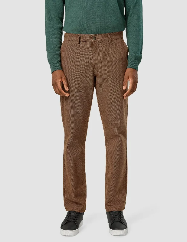 Save big on all types of clothing – Shop the sale now!  GEN2 Pants Regular Chestnut