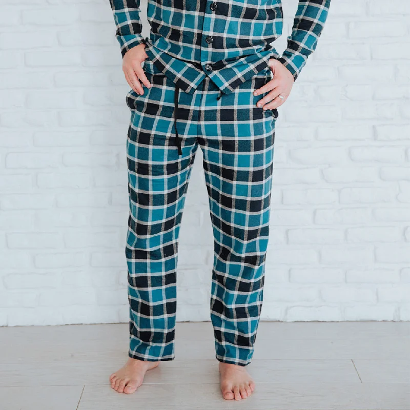 Save on trendy clothing for every season –Shoppers get exclusive deals. Dasher Plaid Loungers Save on trendy clothing for every season –Shoppers get exclusive deals. Dasher Plaid Loungers