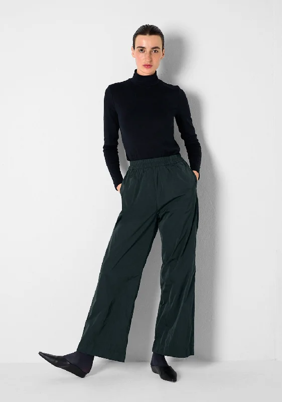 Flash sale: Men’s clothing essentials at irresistible prices! Loose Pants, heavy Taffetas, nori green Flash sale: Men’s clothing essentials at irresistible prices! Loose Pants, heavy Taffetas, nori green