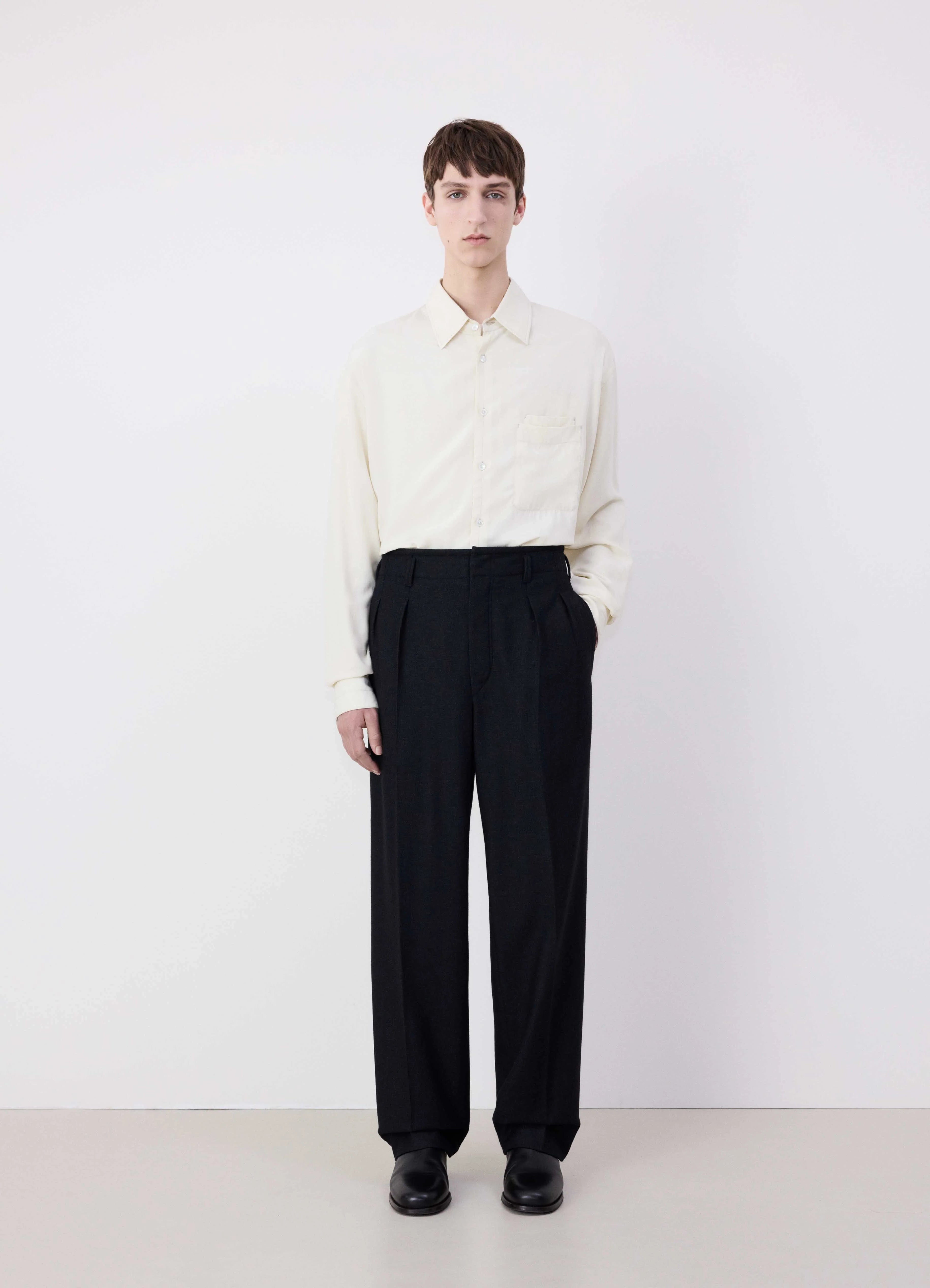 Exclusive online discounts – Shop clothing for every occasion!  PLEATED PANTS