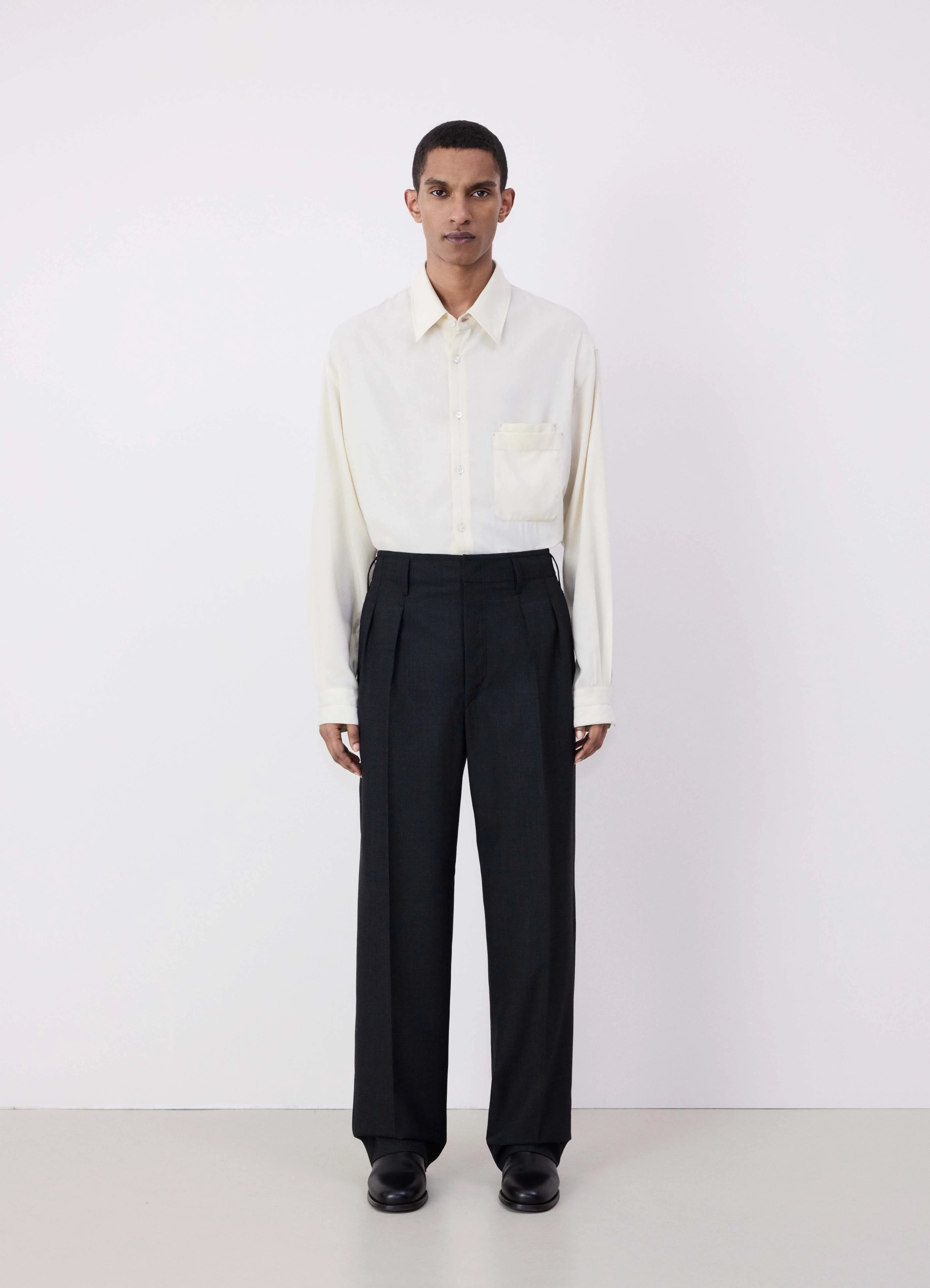 End-of-season sale – men’s clothing essentials up to 60% off!  PLEATED PANTS