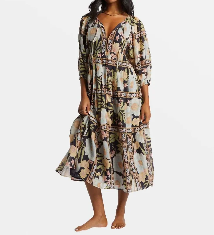 Elevate your style with fashionable women’s clothing   Lost Cove Midi Dress In Black Sands