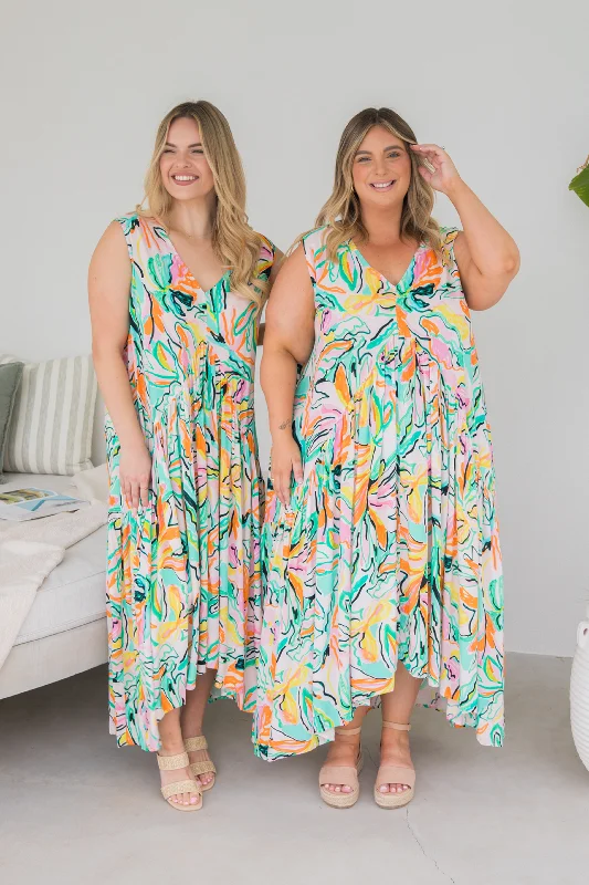 Feminine fashion to express your unique style Sleeveless Peak Maxi Dress | Tropicana Feminine fashion to express your unique style Sleeveless Peak Maxi Dress | Tropicana