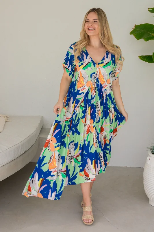High-fashion styles at affordable prices   Peak Maxi Dress | Getaway