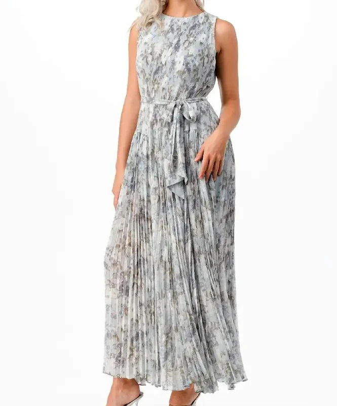 Refresh your wardrobe with stylish women’s outfits Mix Pleats Maxi Dress In Beau Blue Refresh your wardrobe with stylish women’s outfits Mix Pleats Maxi Dress In Beau Blue
