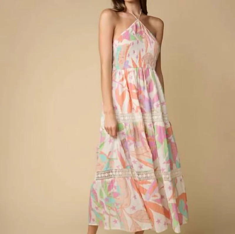 Refresh your wardrobe with stylish women’s outfits   Aisha Maxi Dress In Floral