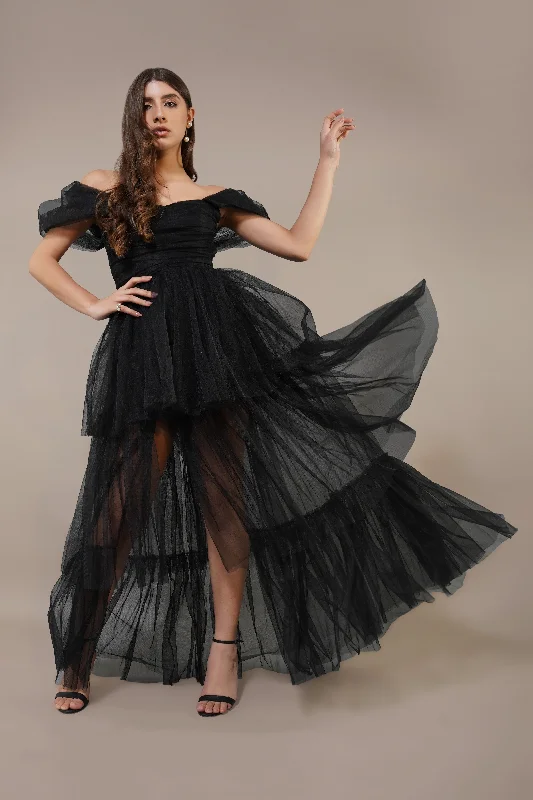 Refresh your wardrobe with trendy women’s apparel Sydney Off Shoulder Tulle Maxi Dress in Black Refresh your wardrobe with trendy women’s apparel Sydney Off Shoulder Tulle Maxi Dress in Black