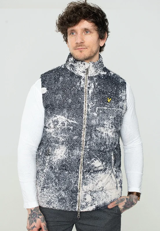 Shop new arrivals in clothing and save up to 60% off select items. Lyle & Scott - Erosion Print Gilet Cove - Vest Shop new arrivals in clothing and save up to 60% off select items. Lyle & Scott - Erosion Print Gilet Cove - Vest