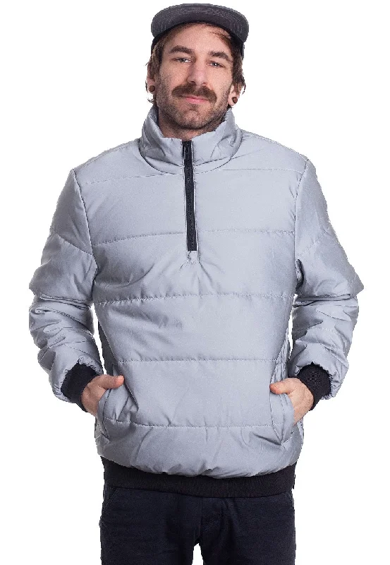 Huge savings on all categories of clothing – Shop our seasonal sale. Urban Classics - Reflective Pullover Silver - Jacket Huge savings on all categories of clothing – Shop our seasonal sale. Urban Classics - Reflective Pullover Silver - Jacket