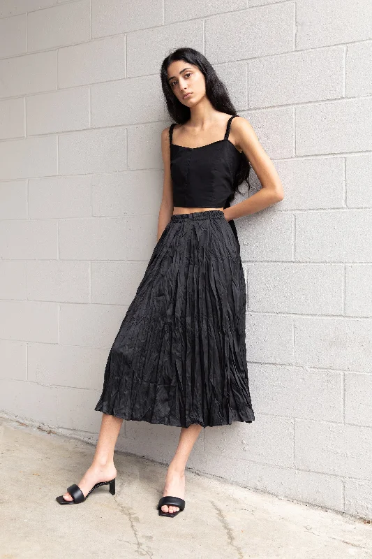 Shop seasonal clothing deals – Big savings on fashion essentials.  CROPPED TANK WITH TIES