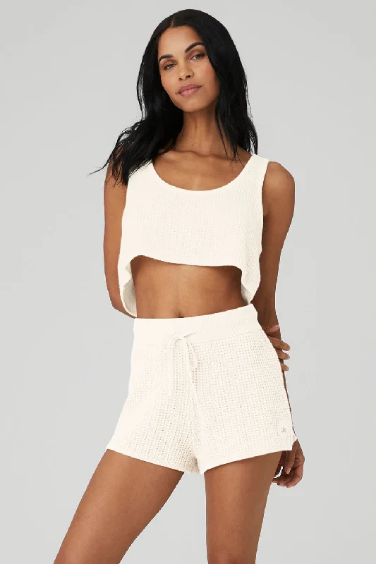 Don’t miss out – huge discounts on men’s trendy styles.  Cashmere Plush Waffle Cropped Tank - Ivory