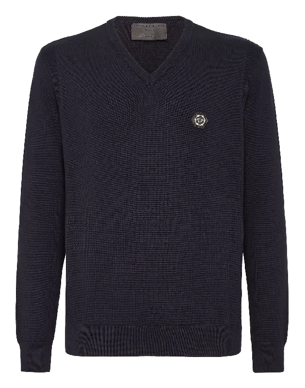 Shop the latest seasonal clothing sale – Big savings on stylish outfits. Cotton Pullover V-Neck LS Shop the latest seasonal clothing sale – Big savings on stylish outfits. Cotton Pullover V-Neck LS