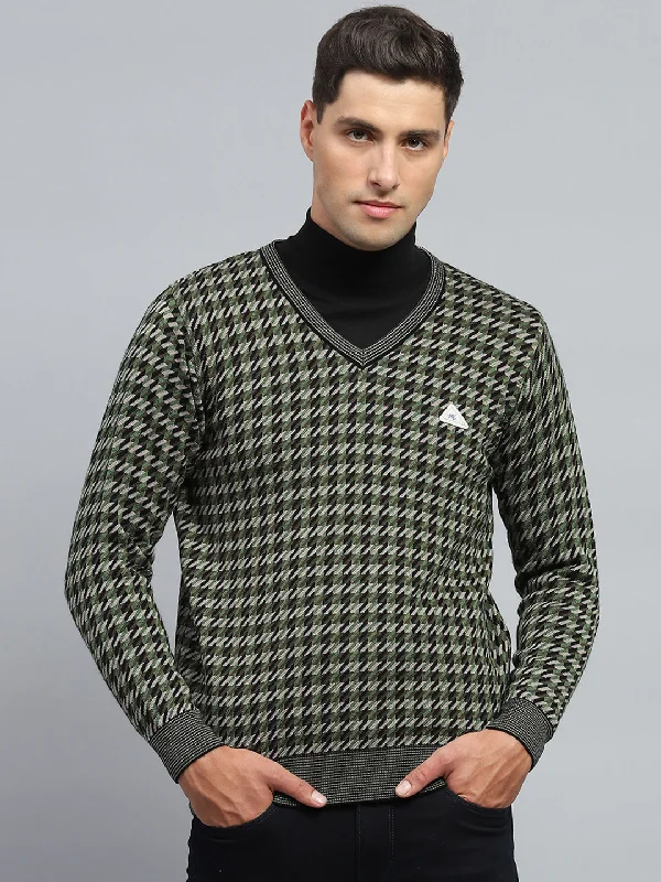 Get men’s fashion for less – shop the best deals of the year. Men Green Stripe V Neck Full Sleeve Pullover Get men’s fashion for less – shop the best deals of the year. Men Green Stripe V Neck Full Sleeve Pullover