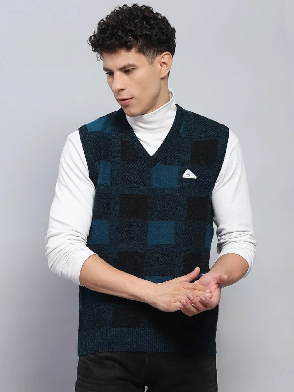 Time to upgrade your wardrobe – shop men’s fashion on sale. Men Navy Blue Self Design V Neck Sleeveless Sweater Time to upgrade your wardrobe – shop men’s fashion on sale. Men Navy Blue Self Design V Neck Sleeveless Sweater