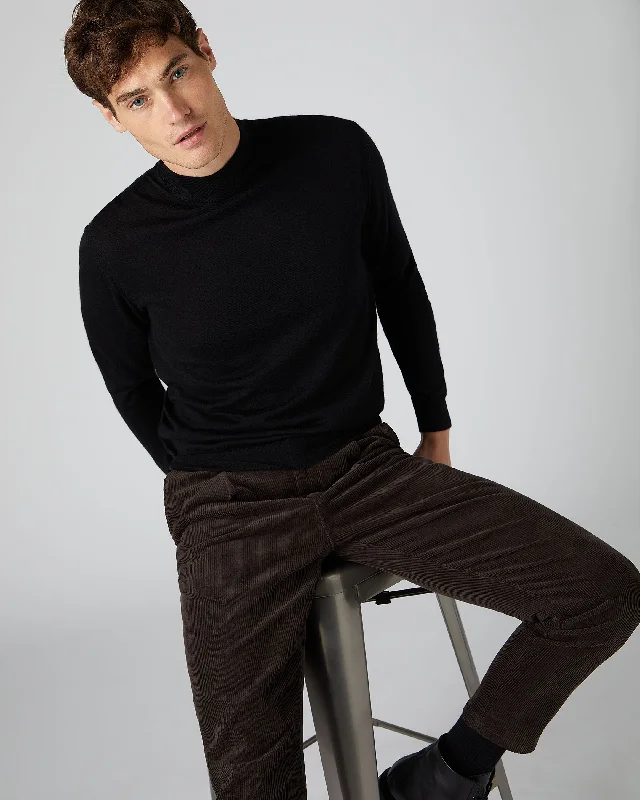 Exclusive offers on men’s wardrobe essentials – save more now!  Men's Fine Gauge Cashmere Turtle Neck Sweater Black