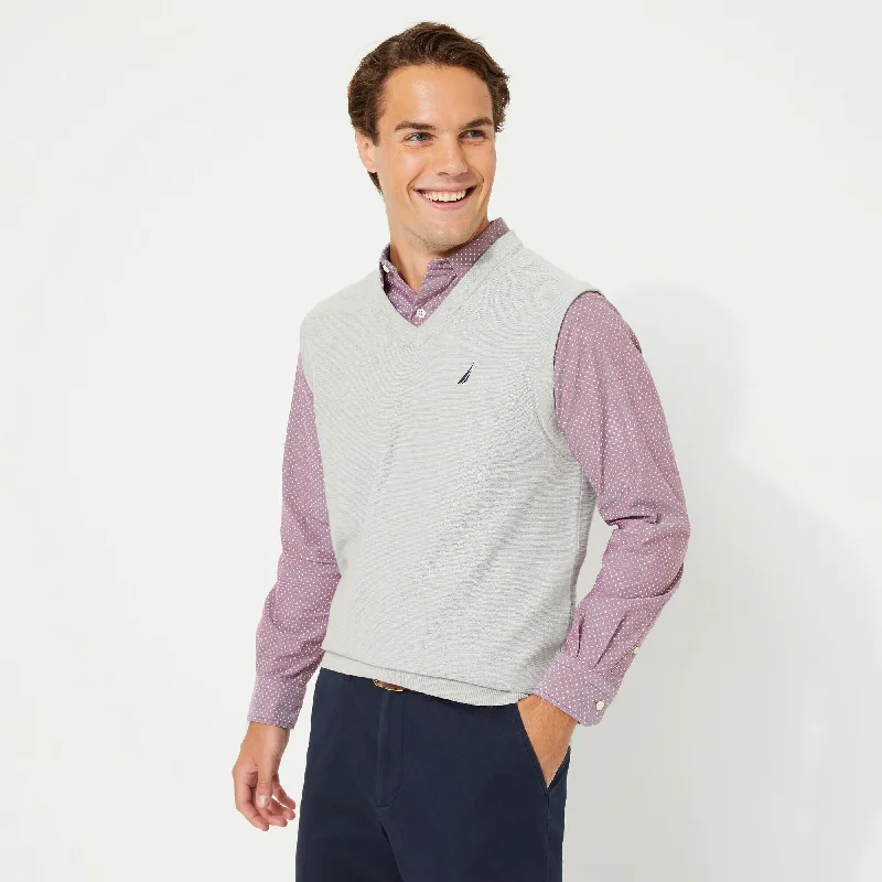 Shop online now for exclusive savings on men’s clothing. Nautica Mens Big & Tall Navtech V-Neck Sweater Vest Shop online now for exclusive savings on men’s clothing. Nautica Mens Big & Tall Navtech V-Neck Sweater Vest