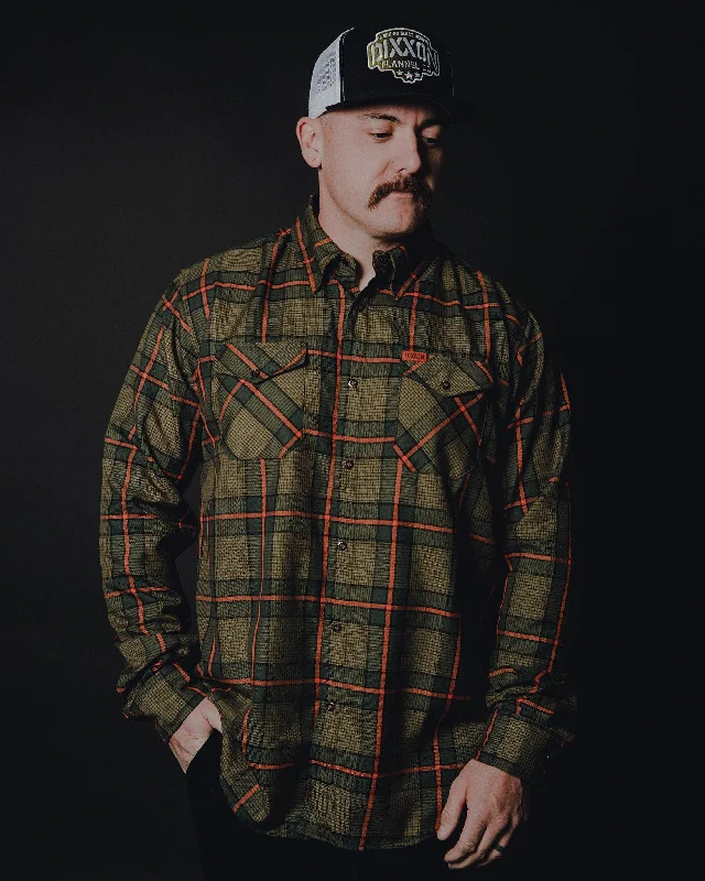 Final clearance: Men’s clothing items up to 70% off!  Black Hawk Flannel