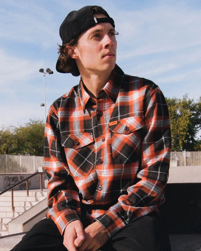 Get the latest styles in clothing – Shop now for unbeatable deals.  Bucky Lasek Flannel