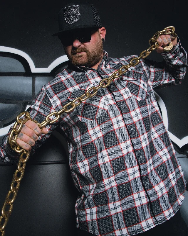 Shop the latest fashion trends with huge savings on all clothing.  Chains Flannel