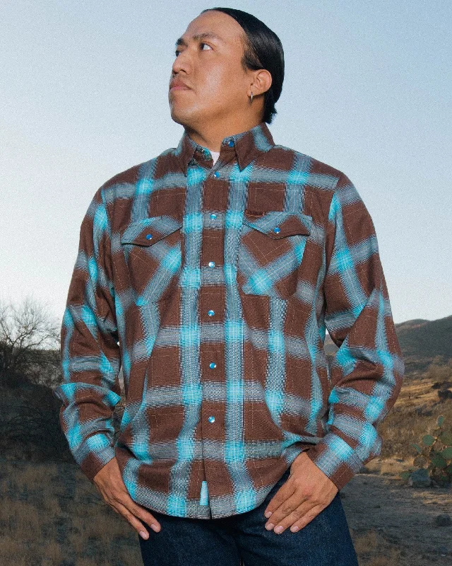 End-of-season clothing sale – Shop now for big savings!  Cherokee Flannel