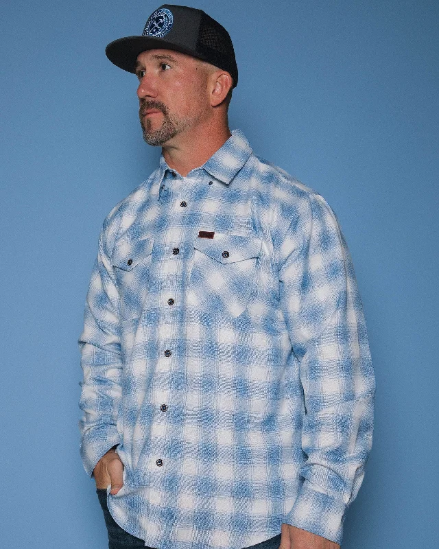 Save big on all types of clothing – Shop the sale now!  Lanikai Flannel