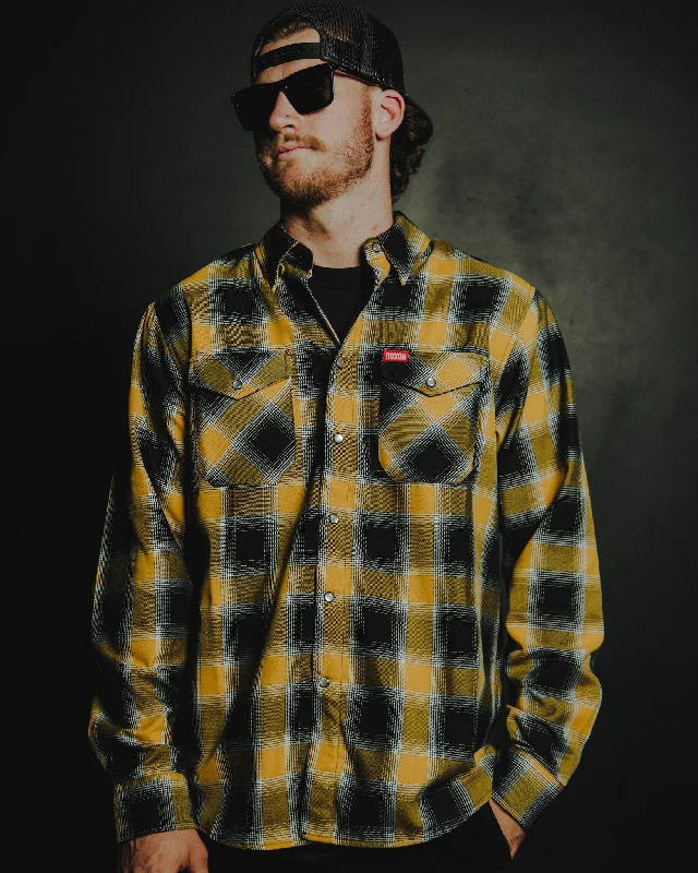 Don’t miss these deals – men’s fashion essentials for less.  Sentinel Flannel