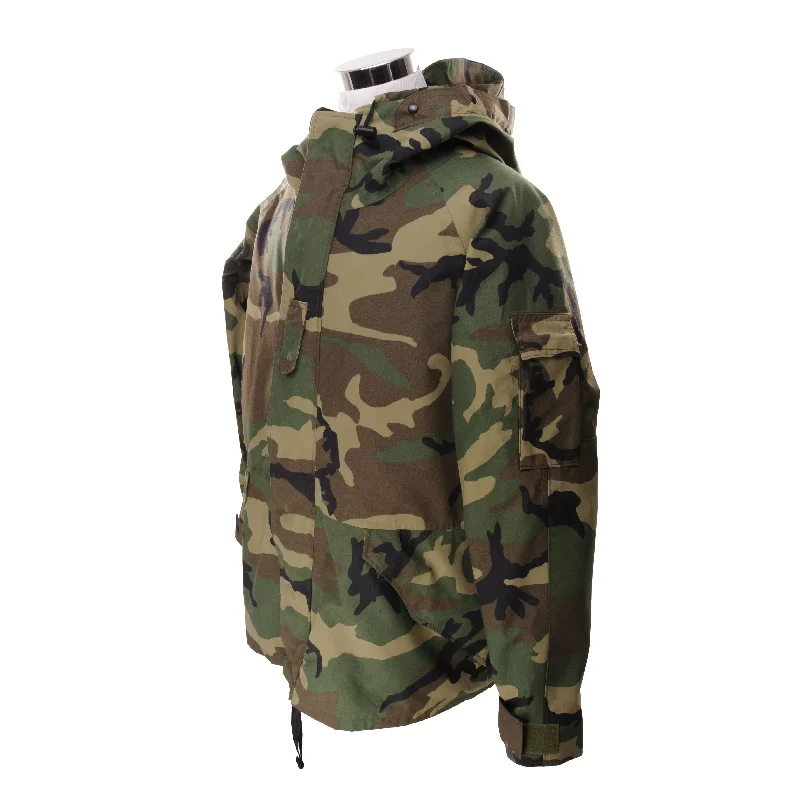 Exclusive online offer: Save 30% on all men's clothing. VINTAGE US ARMY ECWCS PARKA 2000 SIZE XL REGULAR GORETEX Exclusive online offer: Save 30% on all men's clothing. VINTAGE US ARMY ECWCS PARKA 2000 SIZE XL REGULAR GORETEX
