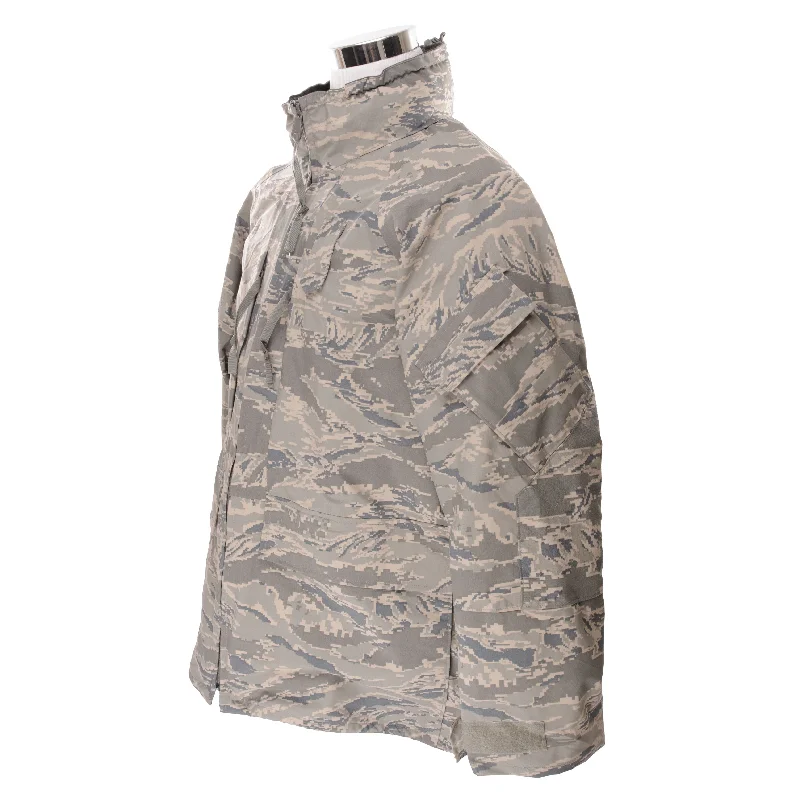 Shop the season’s best styles at discounted prices on men's clothing. VINTAGE USAF AIR FORCE PARKA DIGITAL CAMO GORETEX 2009 SIZE LARGE REGULAR Shop the season’s best styles at discounted prices on men's clothing. VINTAGE USAF AIR FORCE PARKA DIGITAL CAMO GORETEX 2009 SIZE LARGE REGULAR