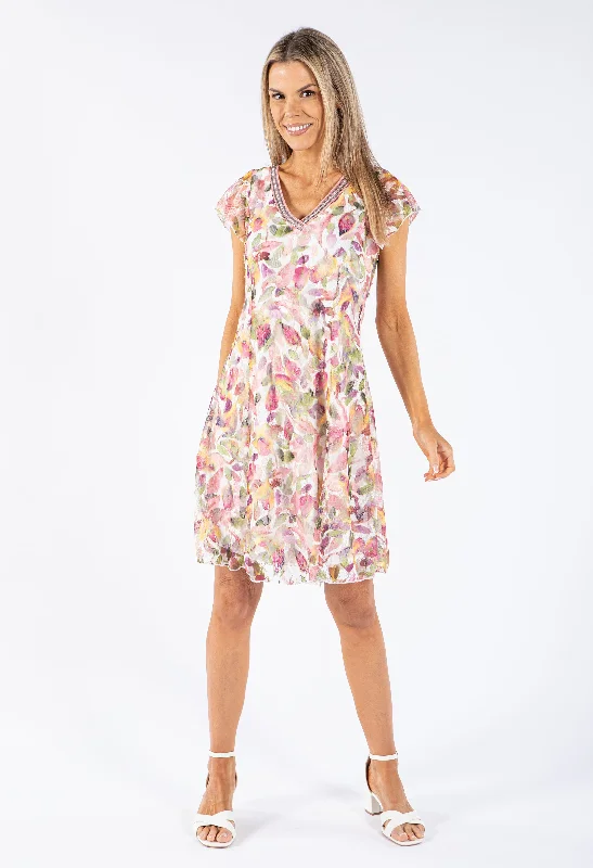 Soft, breathable fabrics for fashionable women   Printed Lace Dress