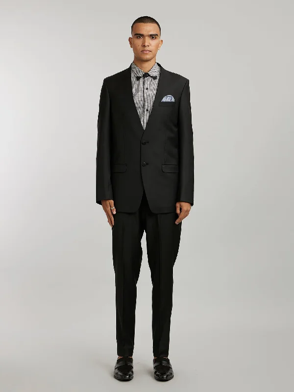 Save on top-selling fashion styles – Big discounts on men’s clothing.  Collarless Blazer - Dario