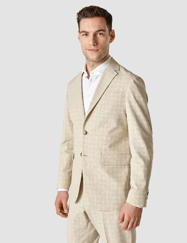 Shop affordable clothing for every season – Big savings this weekend only!  Essential Easy Blazer Slim Warm Sand