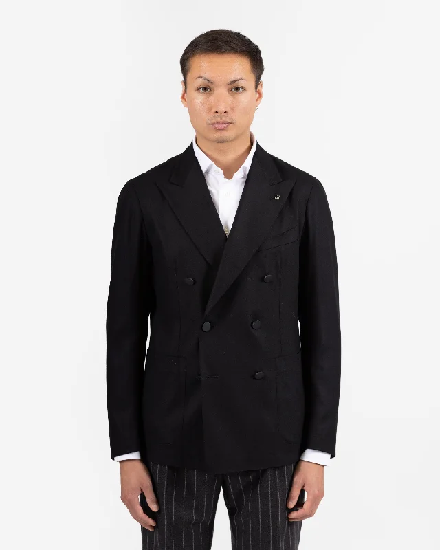 Enjoy exclusive discounts.  Darell Virgin Wool double-breasted Blazer - Black
