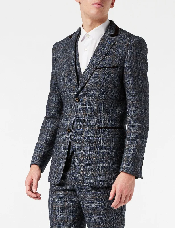 Shop now and save up to 40% on men’s wardrobe essentials. HUGO - GREY TWEED CHECK JACKET & WAISTCOAT Shop now and save up to 40% on men’s wardrobe essentials. HUGO - GREY TWEED CHECK JACKET & WAISTCOAT