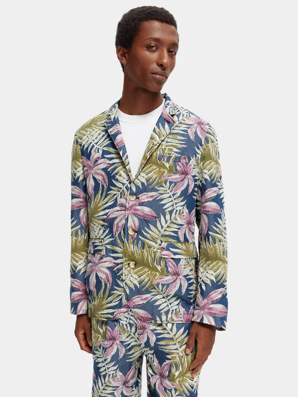 Shop now for fresh styles at discounted prices.  Printed single-breasted blazer