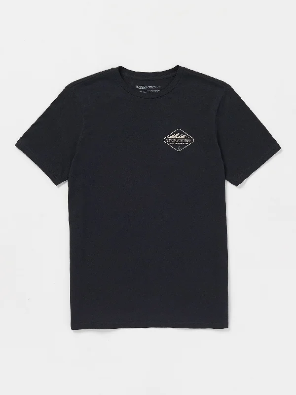 Shop clothing essentials at a fraction of the price –  Alamosa Tech Short Sleeve Tee - Black