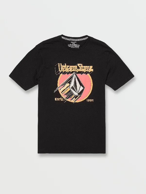 Upgrade your wardrobe with stylish clothing at discounted prices.  Avenge Short Sleeve Tee - Black