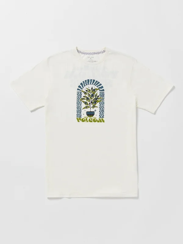 Shop the best in men’s fashion for less – limited-time sale! Delights Farm to Yarn Short Sleeve Tee - Off White Shop the best in men’s fashion for less – limited-time sale! Delights Farm to Yarn Short Sleeve Tee - Off White