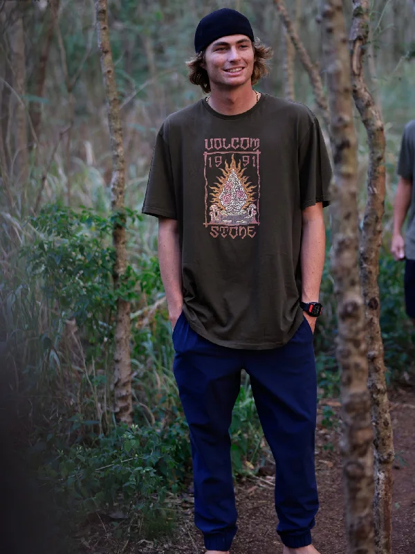 Exclusive online offer: Save 30% on all men's clothing. Farm to Yarn Caged Stone Short Sleeve Tee - Rinsed Black Exclusive online offer: Save 30% on all men's clothing. Farm to Yarn Caged Stone Short Sleeve Tee - Rinsed Black
