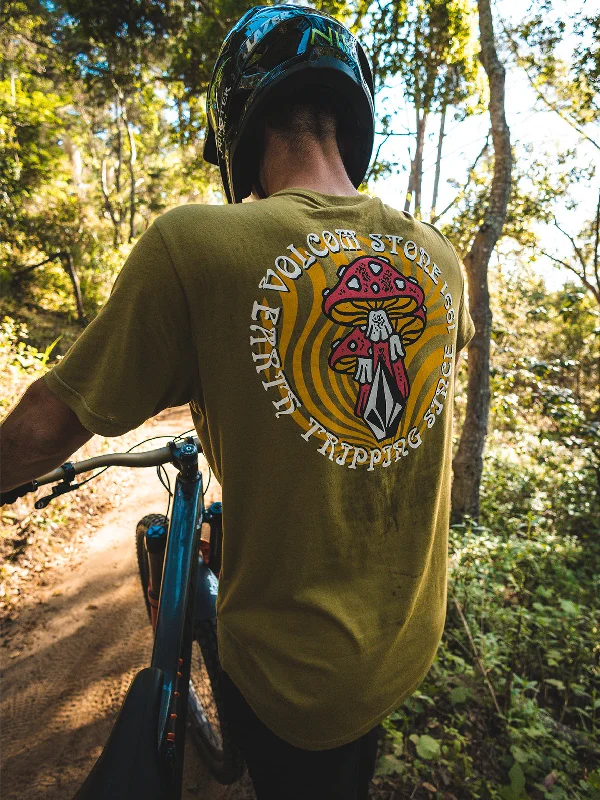 Unbeatable discounts on top-selling apparel – Only available online.  Farm to Yarn Psychike Short Sleeve Tee - Old Mill