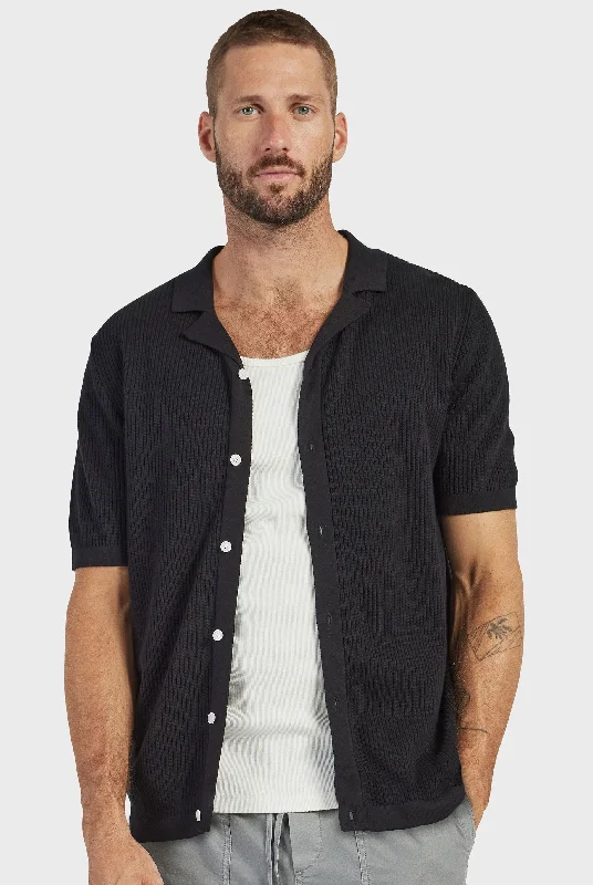 Final clearance: Men’s clothing items up to 70% off!  Jasper Knit S/S Shirt