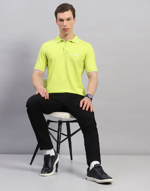 Don’t miss out – huge discounts on men’s trendy styles. Men Green Solid Polo Collar Half Sleeve T-Shirt Don’t miss out – huge discounts on men’s trendy styles. Men Green Solid Polo Collar Half Sleeve T-Shirt