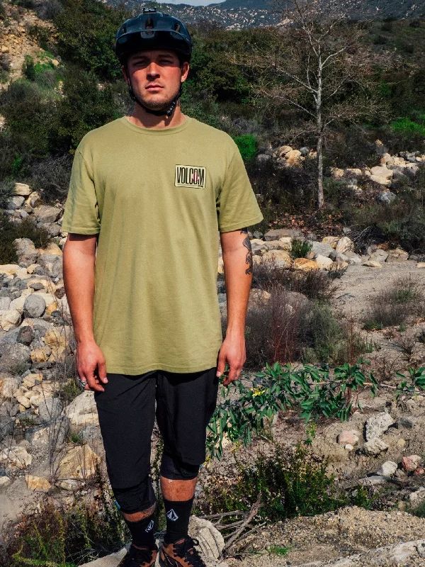 Grab your favorites before they’re gone – men’s clothing at great prices.  Peripheral Tech Short Sleeve Tee - Vintage Green
