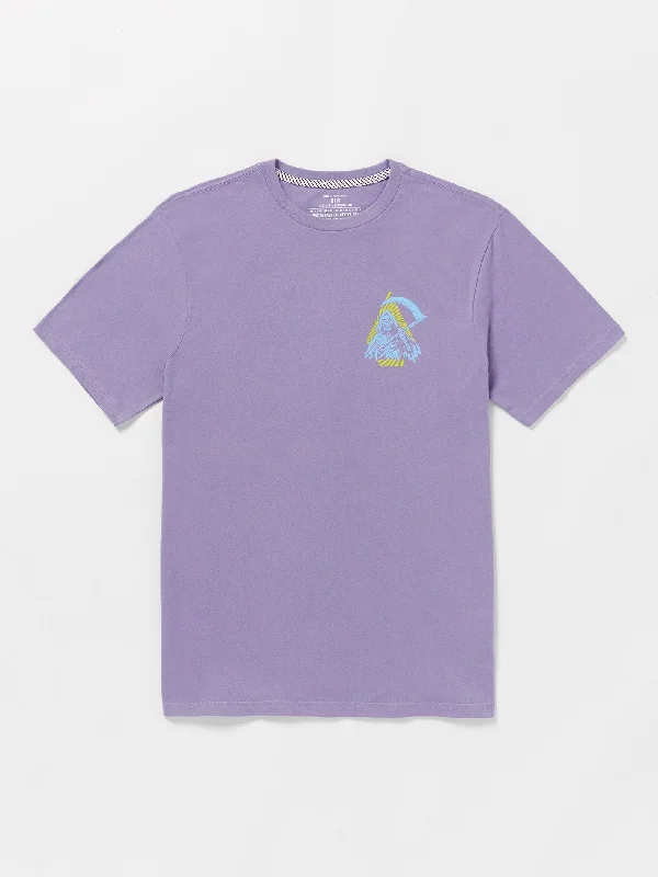 Get 20% off your first order of men’s fashion.  Reaps Short Sleeve Tee - Purple Haze