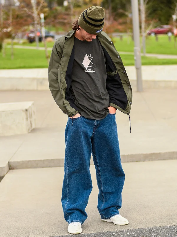 End-of-season clothing sale – Shop now for big savings!  Stairway Short Sleeve Tee - Stealth